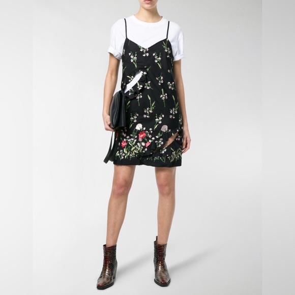 [relisted] Marques Almeida Black Floral Embroidered Mini Slip Dress - Picture 4 of 16